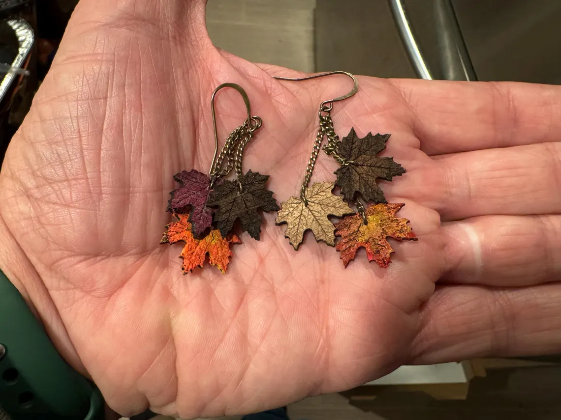 Wood leaf earrings